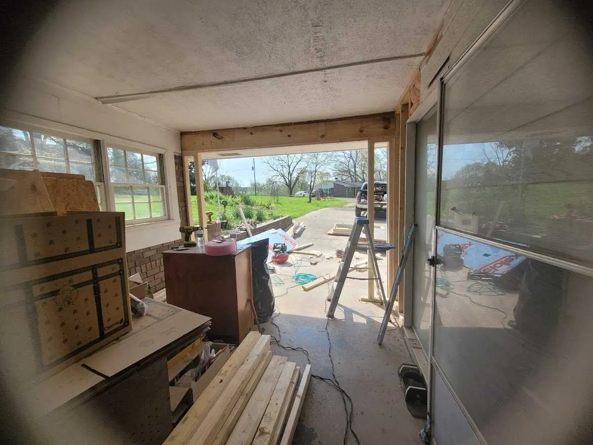 Air movers and dehumidifier for Water Mitigation Services in Clanton